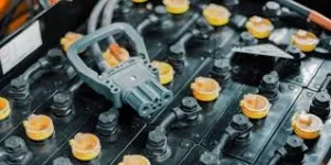 محصولات جانبی باطری لیفتراک برقی